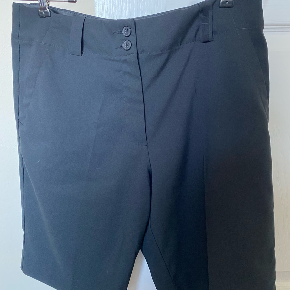 NIKE golf shorts